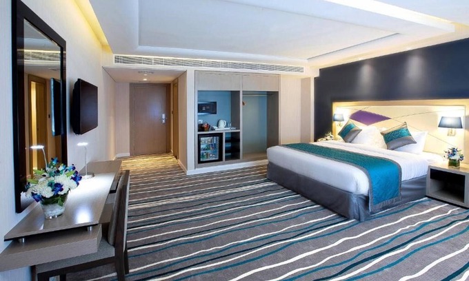 Al Muraqqabat House | Junior Suite Near By Al Rigga Metro Station