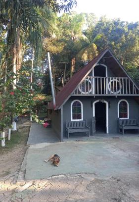 Juquitiba Ski Chalet | Juquitiba Chácara Recanto dos Magos Chalé Piscina Fogão a Lenha Churrasqueira