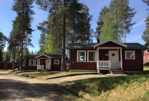 Trehorningsjo Resort | Kärrsjögården
