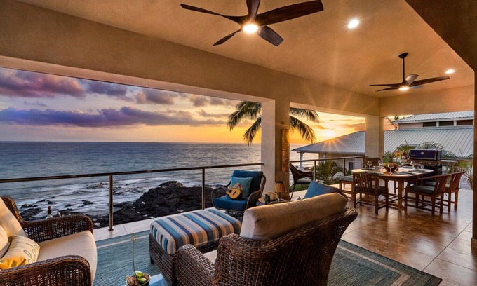 Kailua-Kona House | Kailani Vista - 3-Story Oceanfront Home w/Hot Tub, Elevator & Putting Green