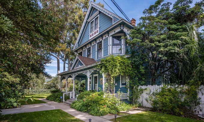 Nipomo Bed & Breakfast | Kaleidoscope Inn & Gardens