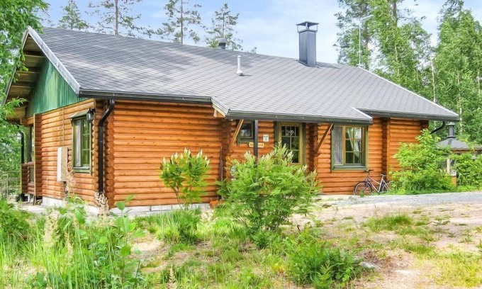 Keuruu House | Kallionnenä by Interhome