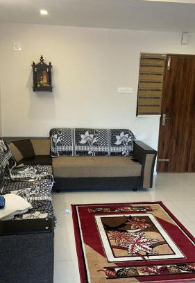 East Nada Apartment | Kalpa 2 bhk 100m to temple