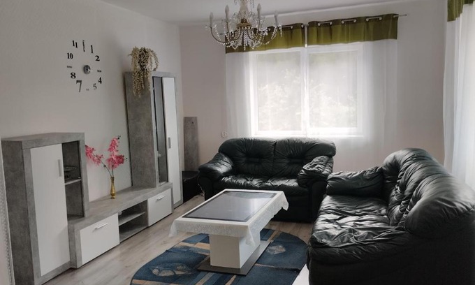 Kurtuvenai Apartment | Kambariu nuoma Tytuvenuose