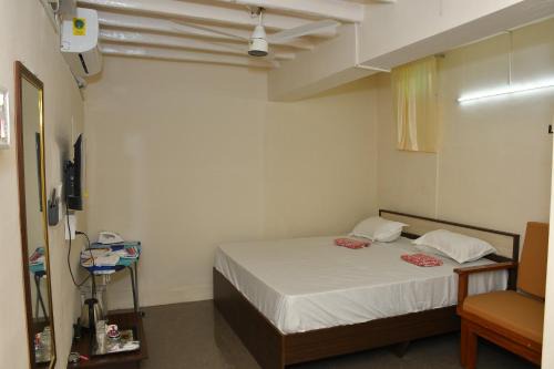 Virudhunagar Hotel | Kandhan Kudil