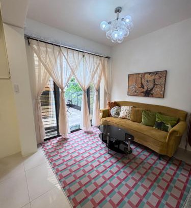 Zuoying District House | Kaohsiung Raifong Corner Homestay