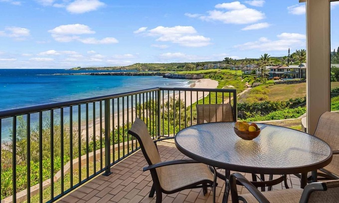 Napili Condo | Kapalua Bay Villa 21G2 By Parrish Maui - Beachfront location with AC