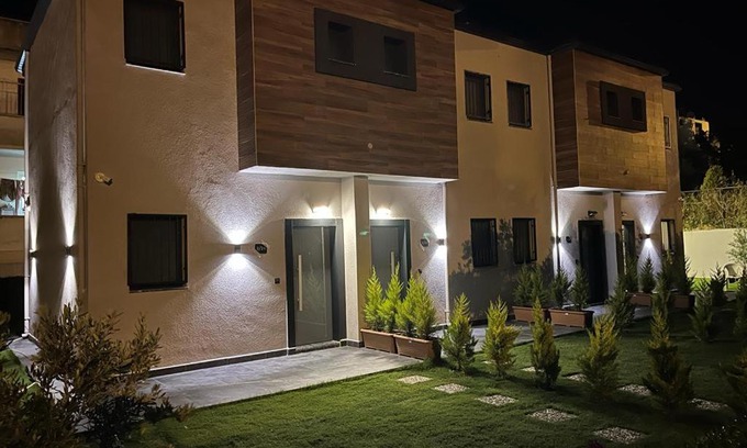 Kusadasi House | KARAASLAN GROUP TATİL EVLERİ