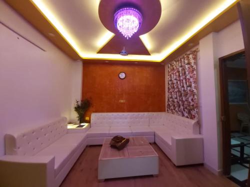 Vidhyadhar Nagar Apartment | Karni villa lovely 2 bhk appt and terrace