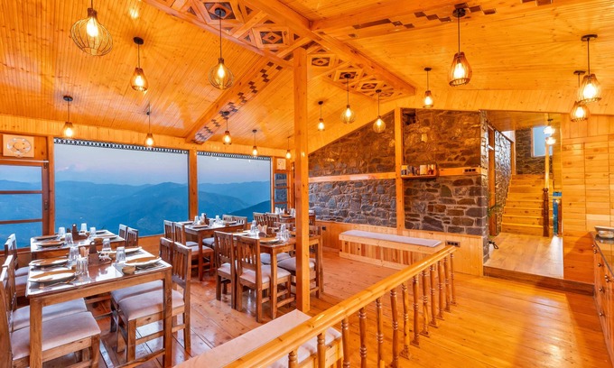 Theog Hotel | Kathkuni by Jomotel