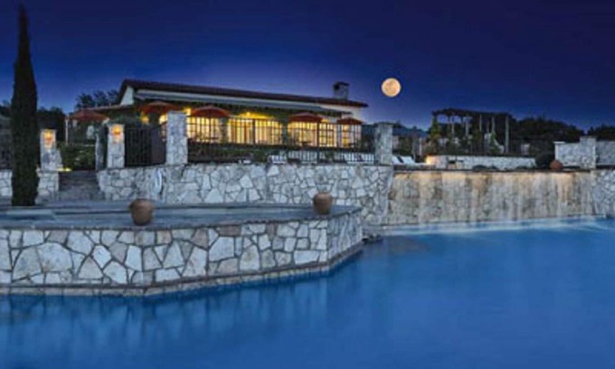 Ingram Resort | Kayak, Swim, your heart desires!