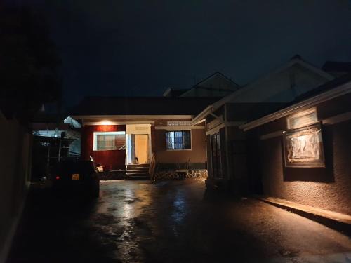 Muyenga House | KBK COMFORT Accommodation