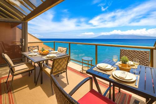 Kahana Apartment | KBM Resorts FREE CAR Sands of Kahana Ocean view 3-Bedroom Condo Penthouse Recently Remodeled SOK-292