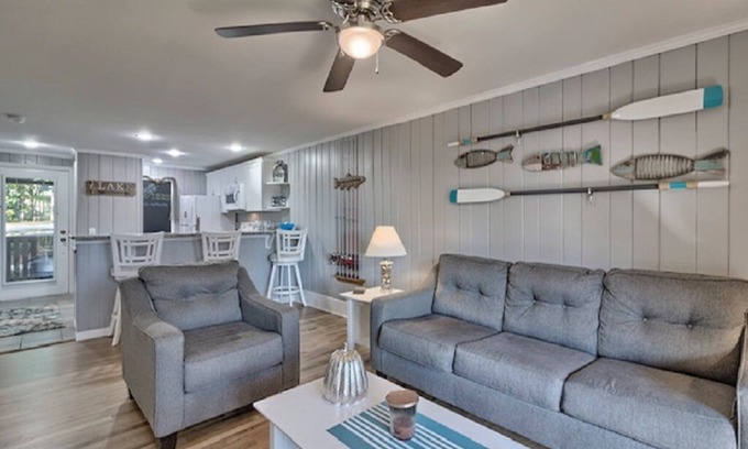 Salem Condo | Keowee Key ~ Cozy Condo ~ Golf Course View - Amenities