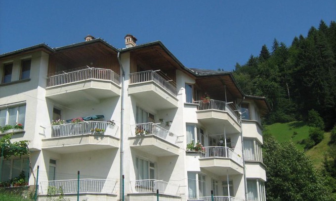 Momchilovtsi House | Kermedchieva Guesthouse