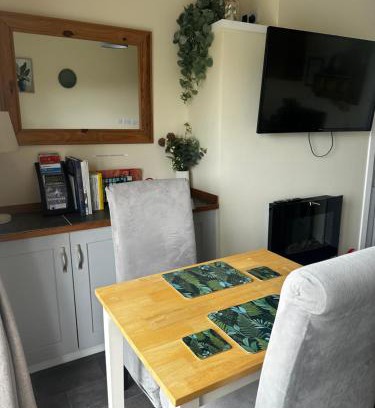 Finstown Apartment | Kevara Self-Catering