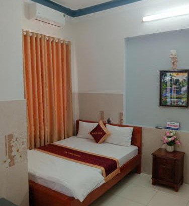 Binh Son Hotel | Khách sạn Thảo Trang