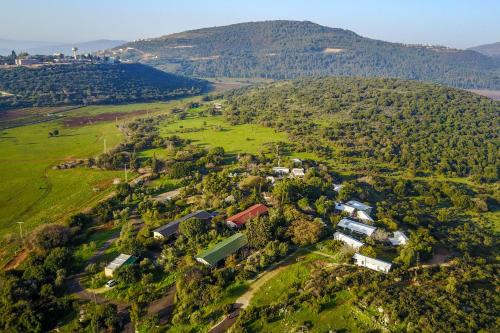 Inbar Cabin | Kibbutz Inbar Country Lodging