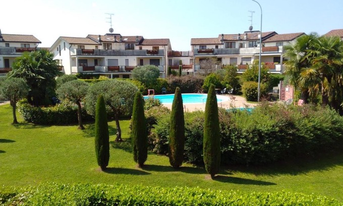 Brebbia Apartment | Kibilù - Brebbia Bilocale con Piscina Parcheggio vicinanze Lago Maggiore