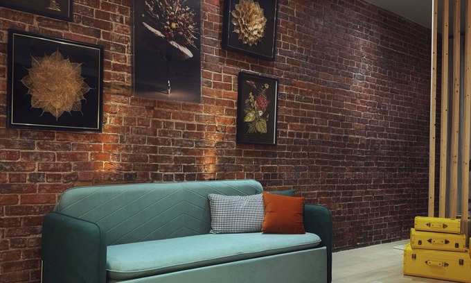 North Shore Apartment | KING bed Free Parking Hideaway