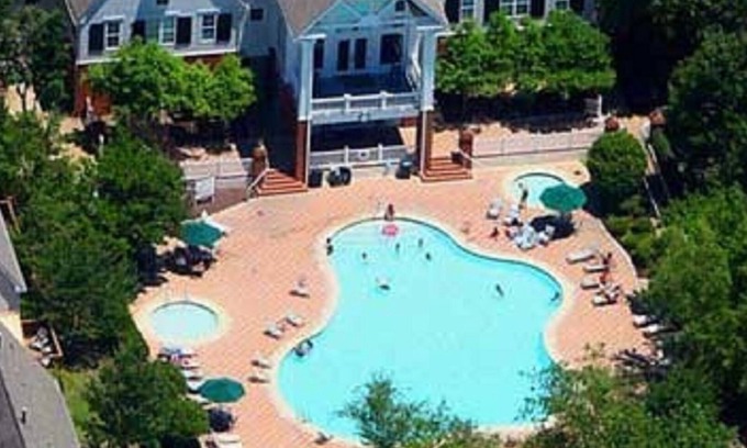 Lackey Condo | King's Creek Resort. Next to Water Country. Minutes to Busch Gardens. 2BR/2BA