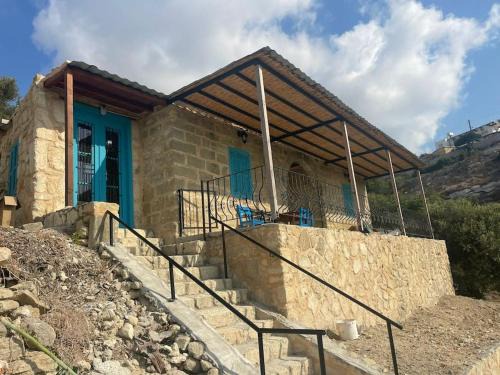 Cyprus House | King's Hill Traditional House