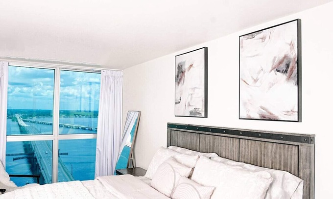 Fort Myers River District Apartment | King Suite | City + Water Views