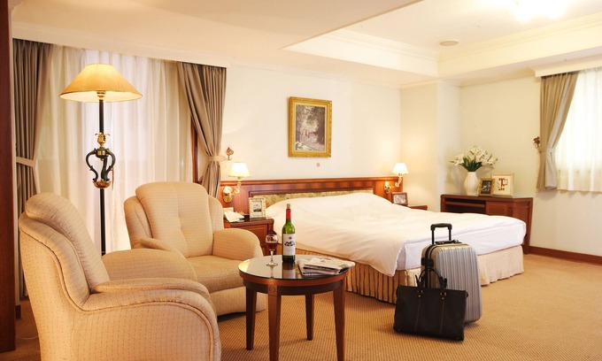 East District Hotel | Kingdom Hotel