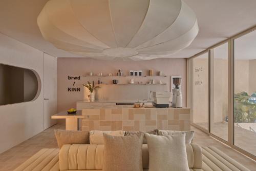 Downtown Singapore Hotel | KINN Habitat