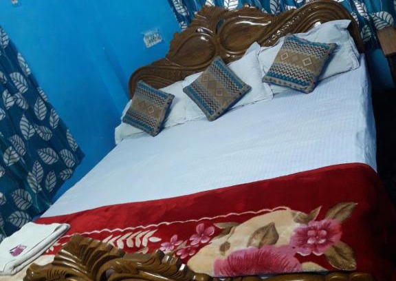 Kolkata House | Kiran Guest House