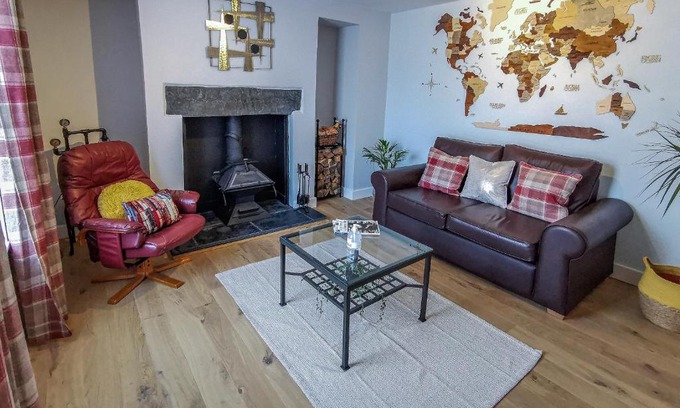 Newton Stewart House | Kirkinner Cottage