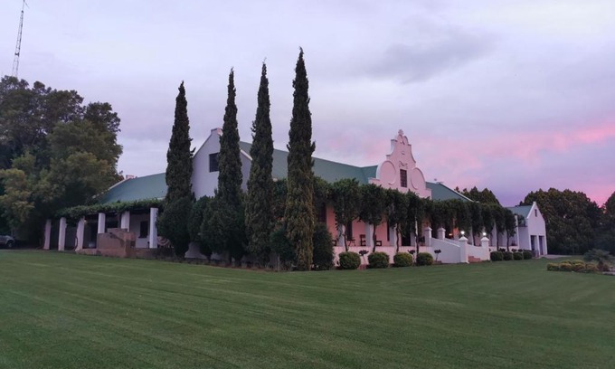 Renosterberg Apartment | Kleine Kaap - Selfsorg