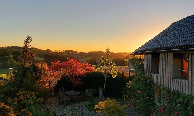 Halver House | Kleines Haus Mitten in der Natur mit Eigener Terrasse und Sonnenbalkon