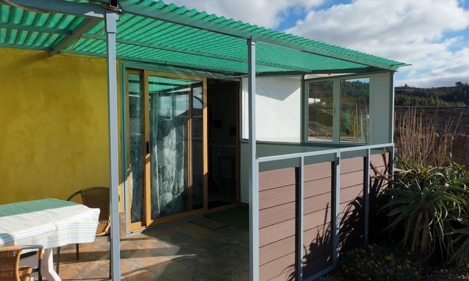 Granadilla de Abona House | Kleines Ruhiges Duplex Ferienhaus mit Sonnenterasse , Garten und Liegeflaeche
