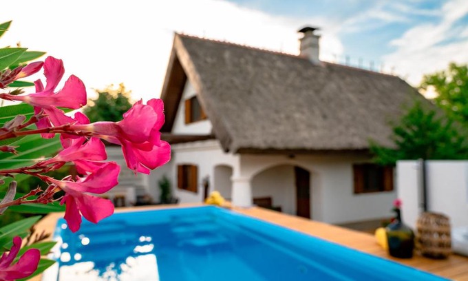 Beltinci House | Kmečka Hiška - Hiša vina Cuk