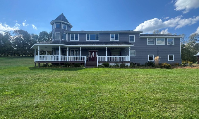 Laurens House | Knight's landing- Large home, long distance views, under 10 miles to ASV