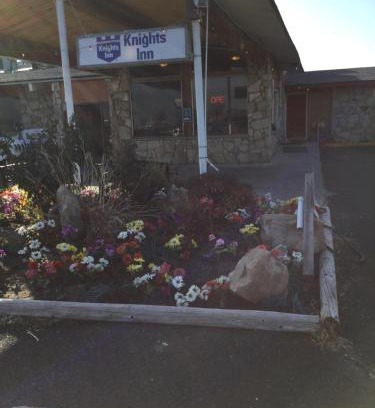 Boardman Hotel | Knights Inn Boardman