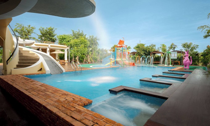 Traeuy Kaoh Hotel | Komsan Kampot Resort