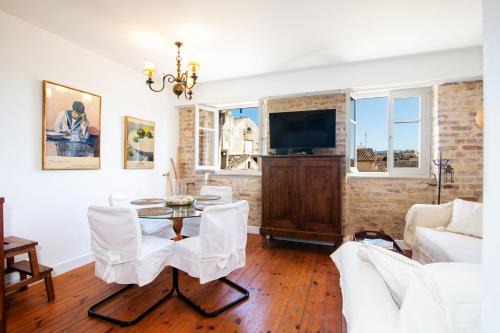 Old Town Apartment | Korifo Old Town by Corfuescapes