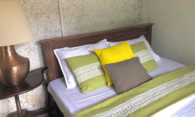Bandarawela Cottage | Koshi's Country Cottage Ella,ncozy pet-friendly cottage, close to Pekoe Trail.