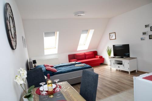 Tata Apartment | Kossuth Apartmanház