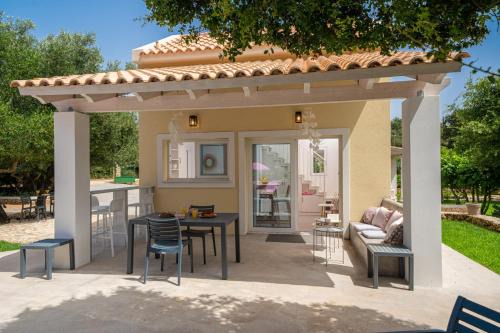 Kerameies House | Koukla Retreat