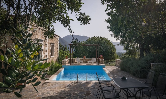 Mylopotamos Villa | Koules Estate-Daphne, with Pool & BBQ, an Agricultural barn for Nature lovers