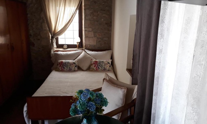 Koutouloufari Ski Chalet | Koutouloufari Cosy Cretan Cottage