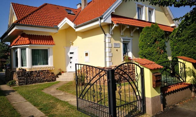 Buk House | Kovács Vendégház