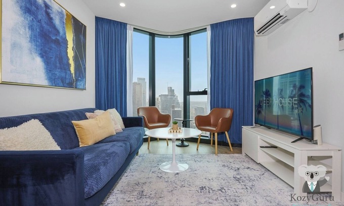 Melbourne Central Business District Apartment | KozyGuru | Melbourne CBD 2Bed Apt + Stunning Views