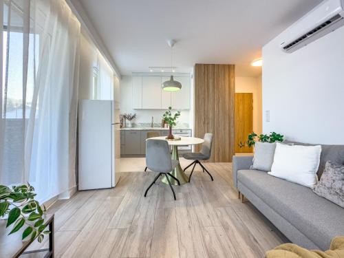 Wola Duchacka Apartment | Krakowska Oaza Komfortu - Apartament Premium z Garażem