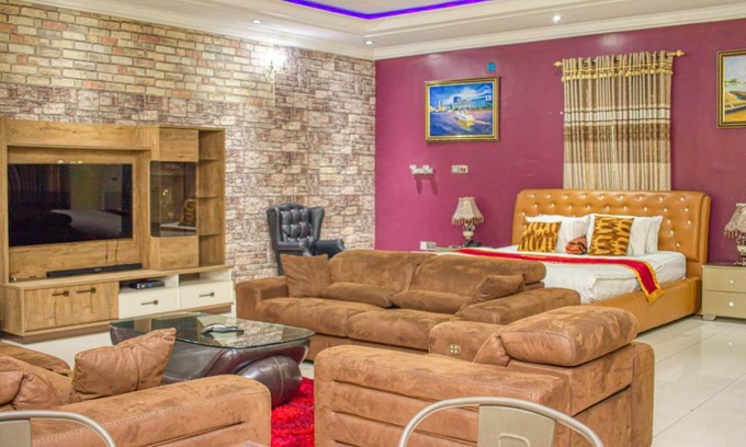 Port Harcourt Hotel | Kristov's House