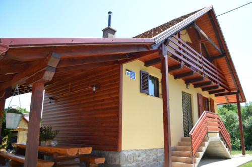 Gospic Ski Chalet | Kuća za odmor Paćan