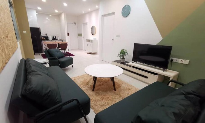 Pusat Komersil Lee Ling Apartment | Kuching Metrocity Homestay - N01 Wincy